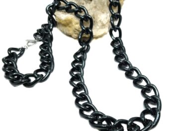 alysida mavrh alouminiou makrya