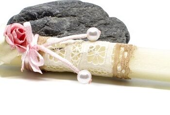 ekrou triantafyllo perla