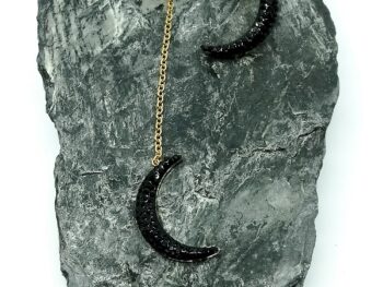 skoularikia feggari epixryso