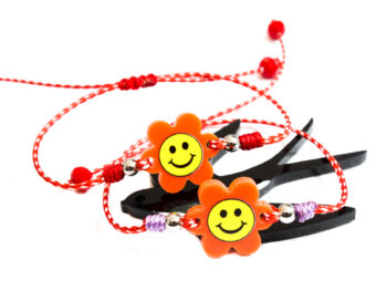 χειροποίητο βραχιόλι Μάρτης λουλουδάκι